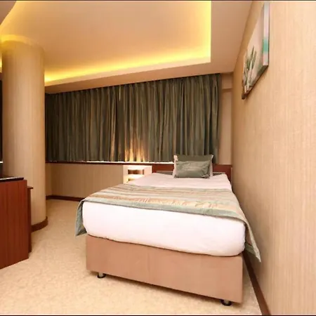 Royal Sweet Otel 3*